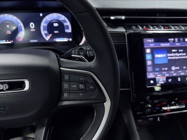2025 Jeep Grand Cherokee Altitude 4x4