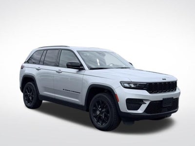 2025 Jeep Grand Cherokee Altitude 4x4