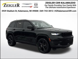 2023 Jeep Grand Cherokee Altitude 4x4