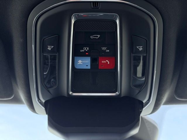 2025 Jeep Grand Cherokee Altitude 4x4