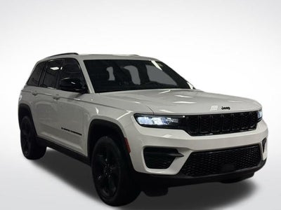 2023 Jeep Grand Cherokee Altitude 4x4