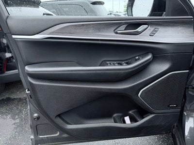 2022 Jeep Grand Cherokee Limited 4x4
