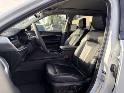 2023 Jeep Grand Cherokee Limited * Certified Pre-Owned *
