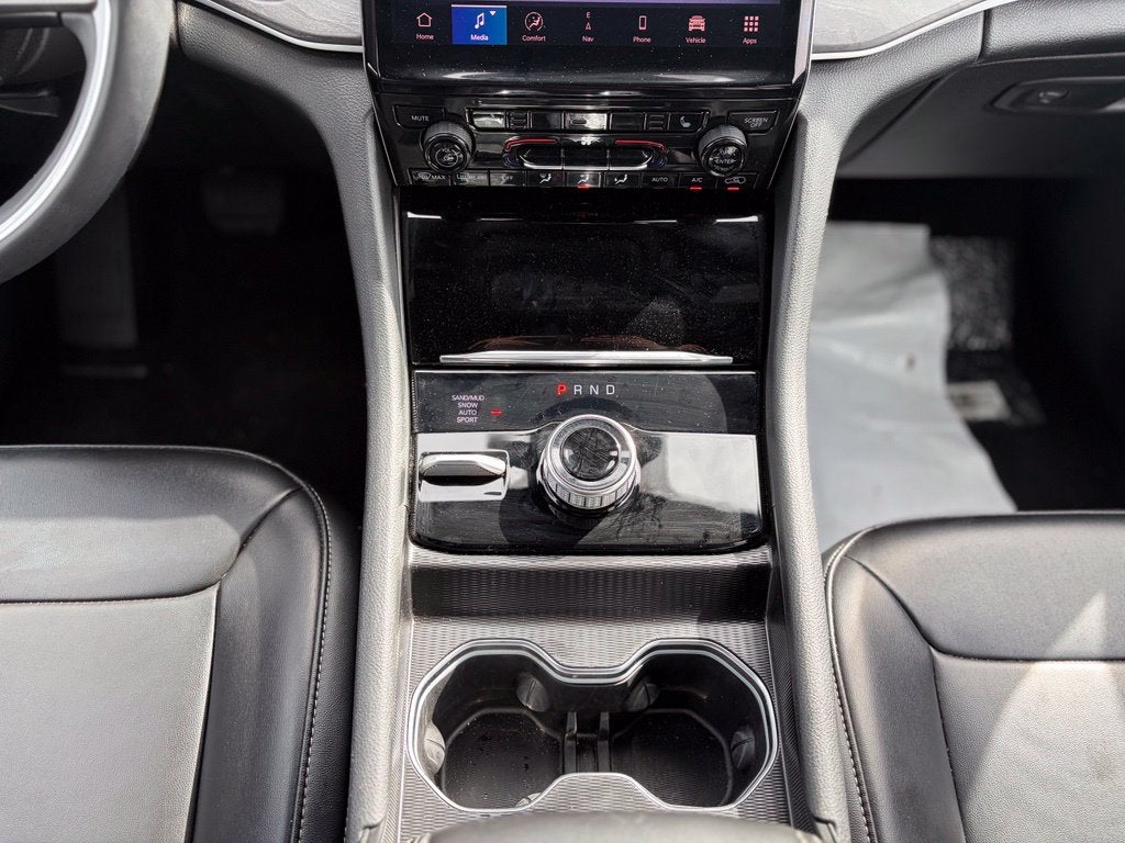 2025 Jeep Grand Cherokee Limited * Certified Pre-Owned *