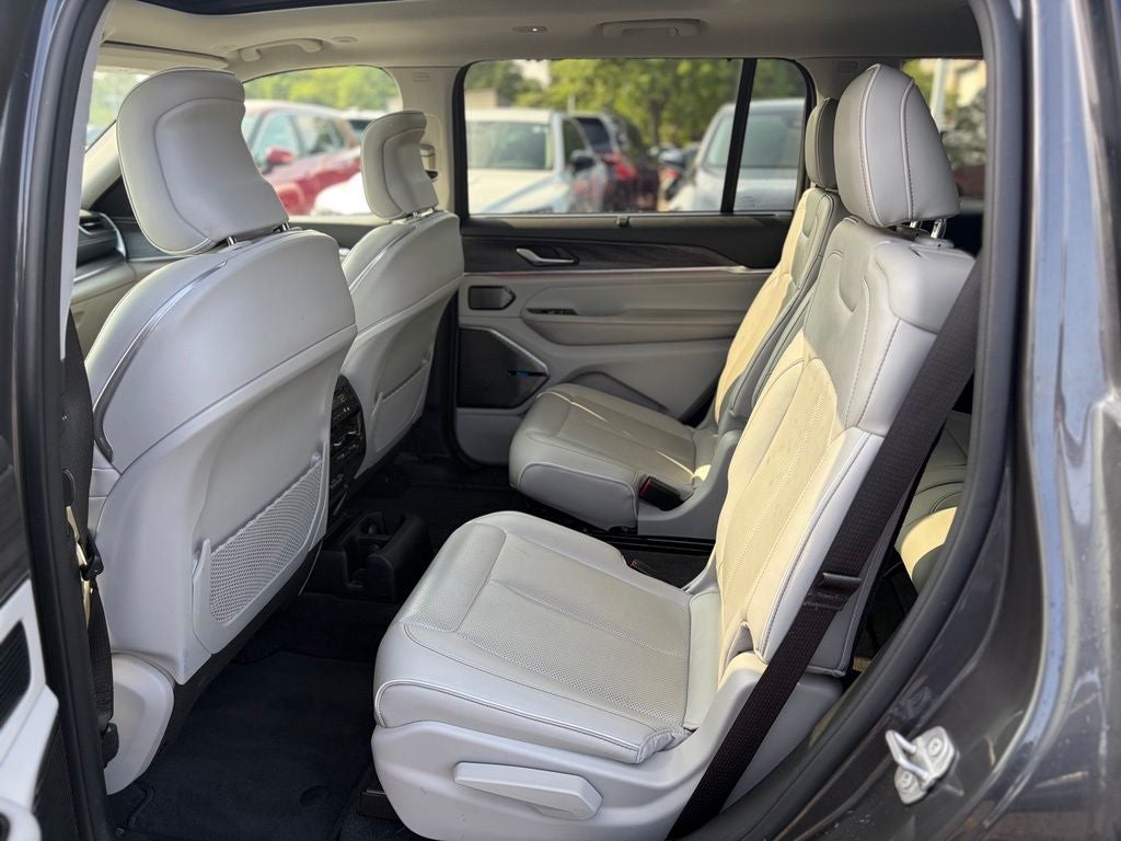 2021 Jeep Grand Cherokee L Overland