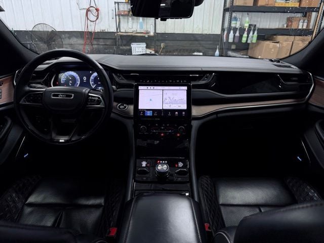 2022 Jeep Grand Cherokee L Summit 4x4
