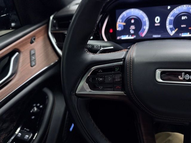 2022 Jeep Grand Cherokee L Summit 4x4