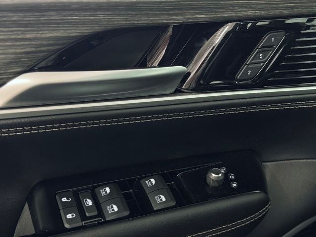2023 Jeep Wagoneer Series III 4x4