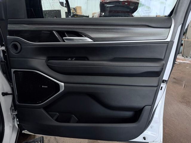 2023 Jeep Wagoneer Series III 4x4