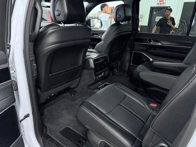 2023 Jeep Wagoneer Series III 4x4