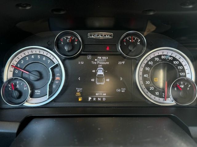 2022 RAM 1500 Classic Tradesman Crew Cab 4x4 5'7' Box