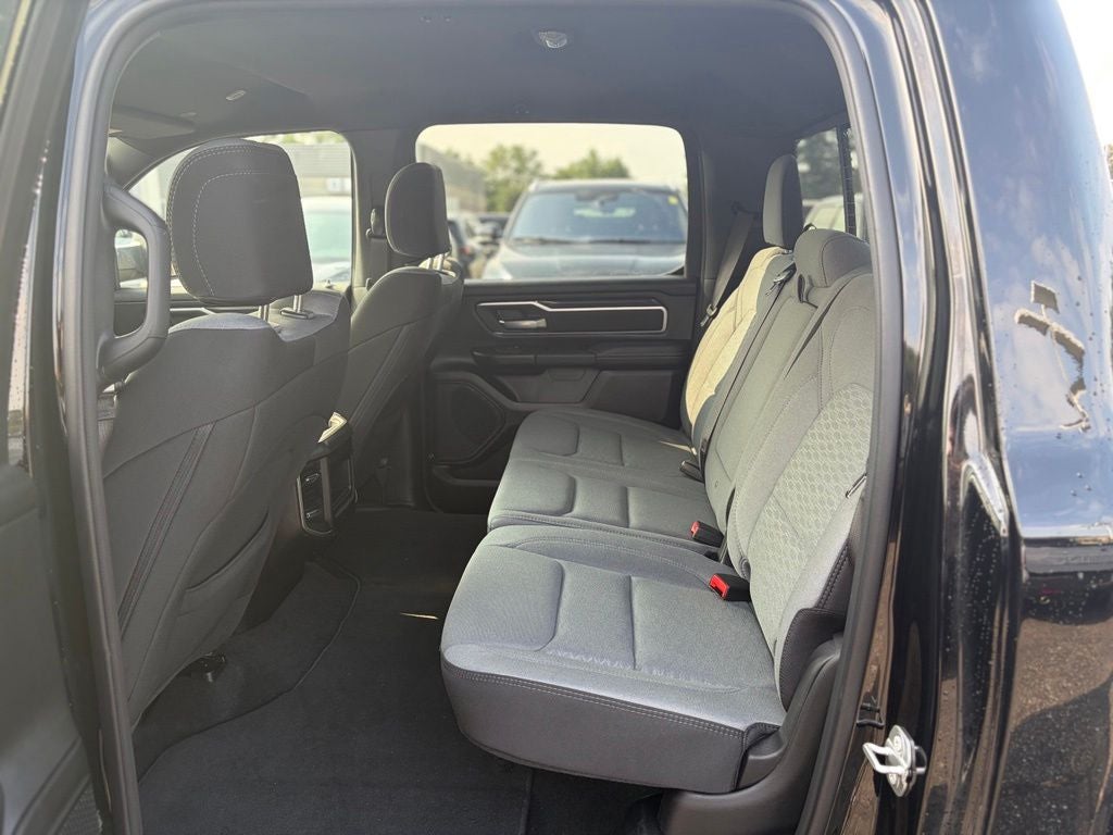2025 RAM 1500 Big Horn Crew Cab 4x4 5'7' Box