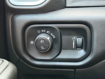 2025 RAM 1500 Big Horn Crew Cab 4x4 5'7' Box