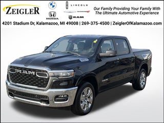 2025 RAM 1500 Big Horn Crew Cab 4x4 5'7' Box