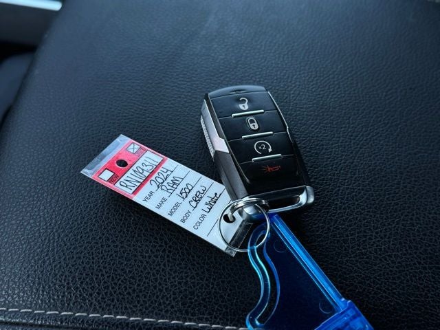 2024 RAM 1500 Big Horn Crew Cab 4x4 5'7' Box