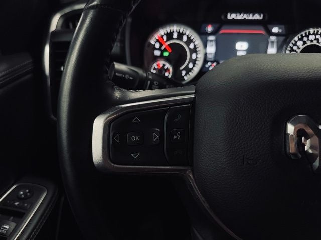 2022 RAM 1500 Laramie Crew Cab 4x4 5'7' Box