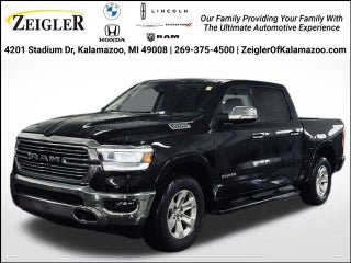 2022 RAM 1500 Laramie Crew Cab 4x4 5'7' Box