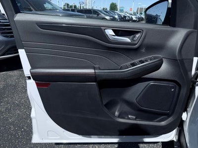 2024 Ford Escape Hybrid ST-Line Select