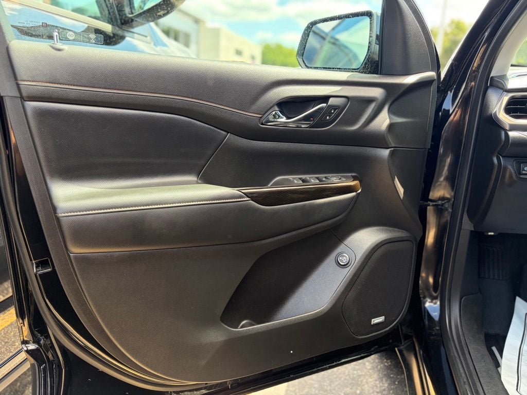 2020 GMC Acadia AT4