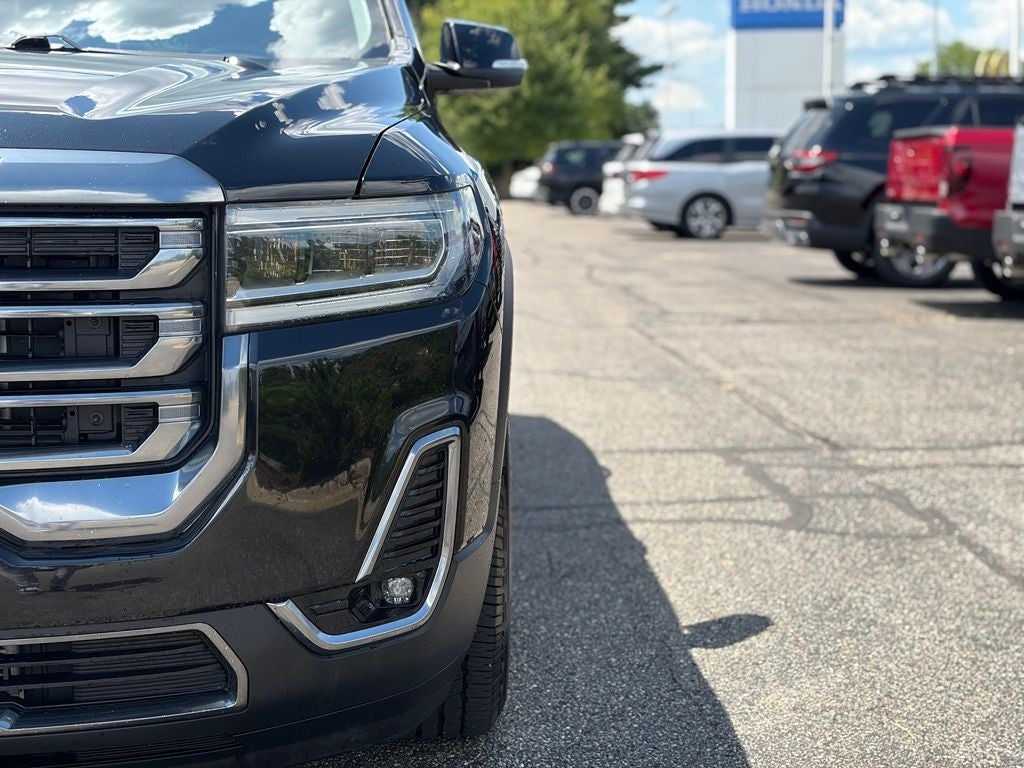 2020 GMC Acadia AT4