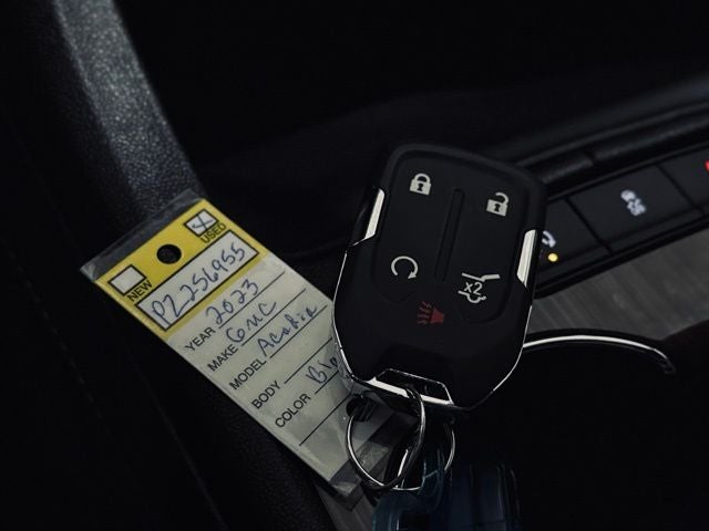 2023 GMC Acadia AWD SLE