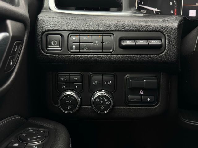 2021 GMC Yukon 4WD Denali