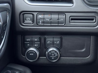 2021 GMC Yukon XL 4WD SLT