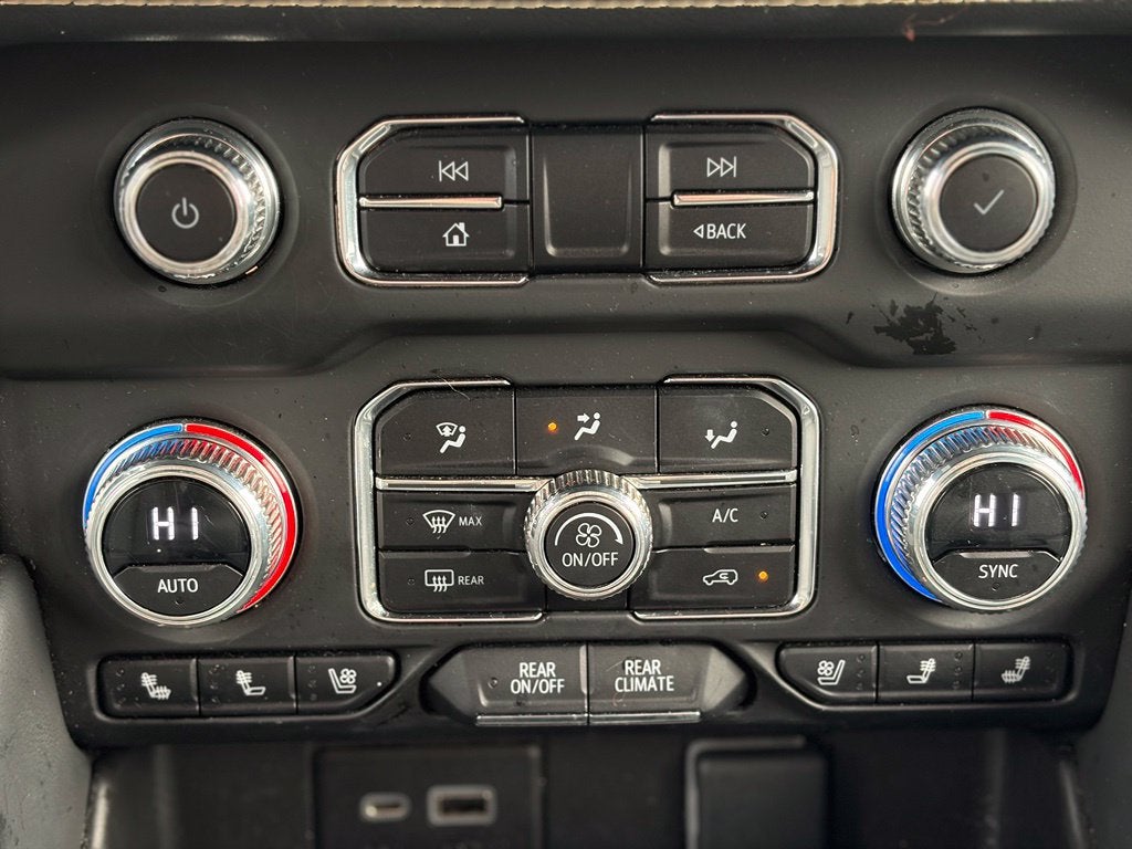 2023 GMC Yukon XL SLT
