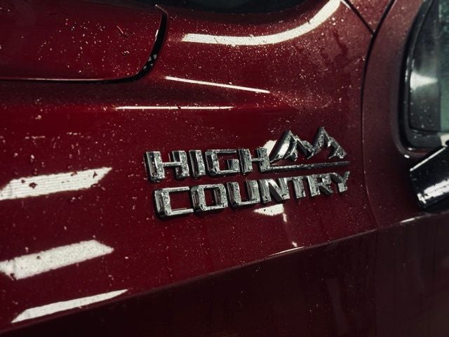 2023 Chevrolet Suburban 4WD High Country