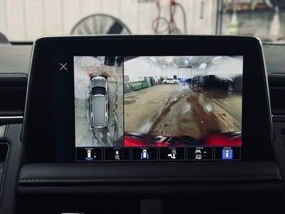 2023 Chevrolet Suburban 4WD High Country