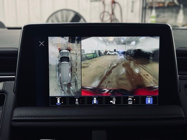 2023 Chevrolet Suburban 4WD High Country