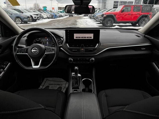 2023 Nissan Altima SV Intelligent AWD