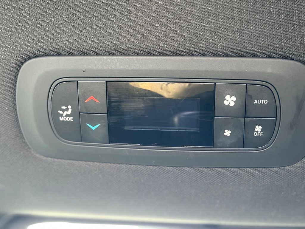 2025 Chrysler Pacifica Select * Certified Pre-Owned *