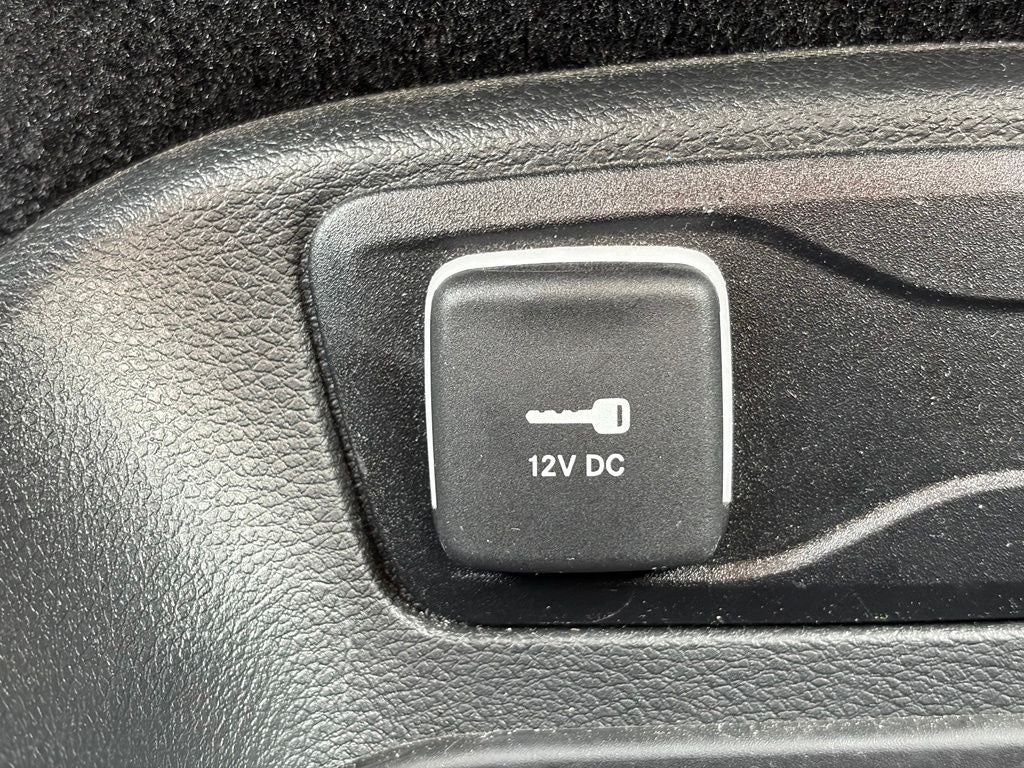 2025 Chrysler Pacifica Select * Certified Pre-Owned *