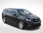 2025 Chrysler Pacifica Select * Certified Pre-Owned *