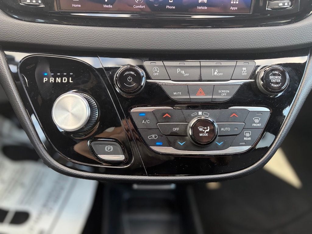 2025 Chrysler Pacifica Select * Certified Pre-Owned *