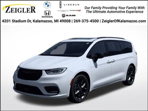 2025 Chrysler Pacifica Limited