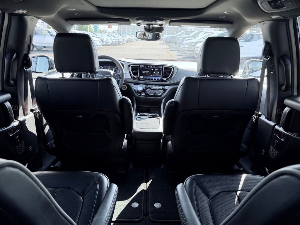 2025 Chrysler Pacifica Limited