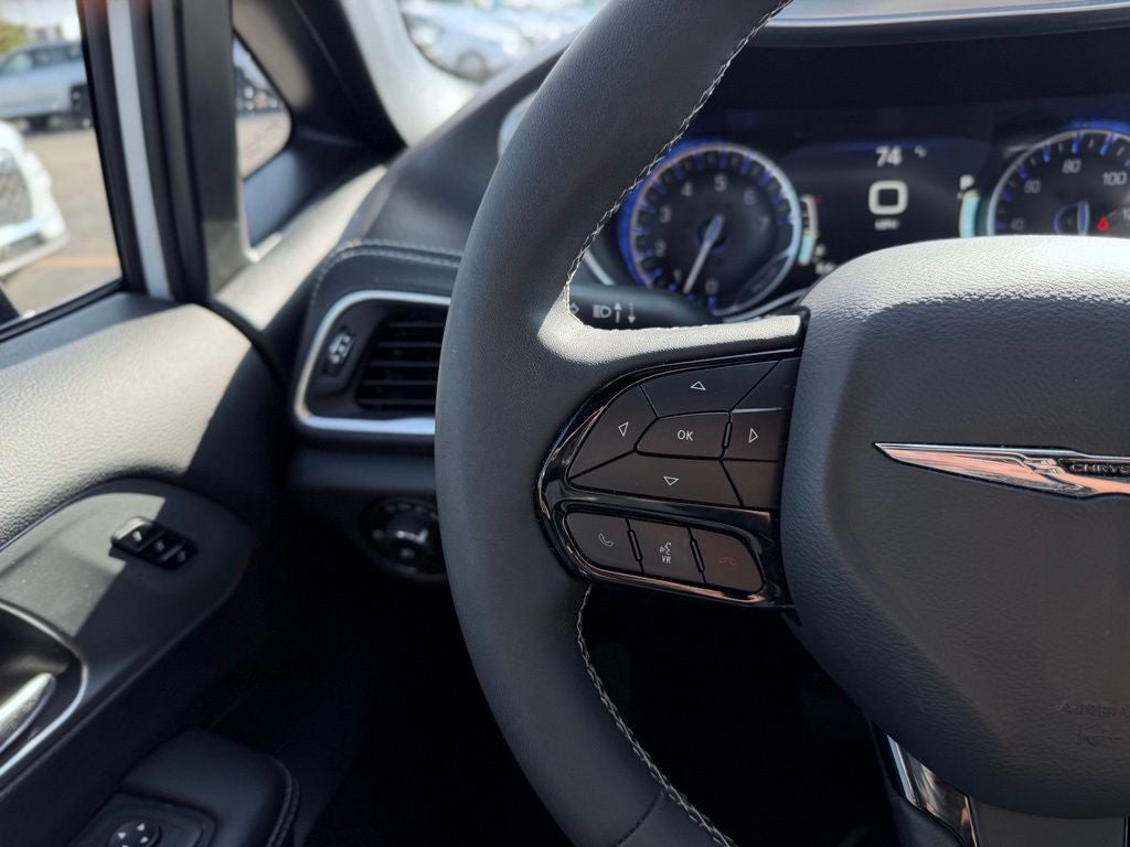 2025 Chrysler Pacifica Limited