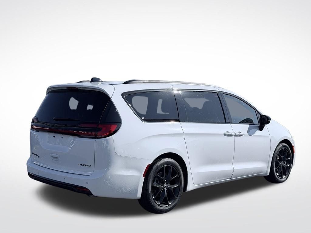 2025 Chrysler Pacifica Limited