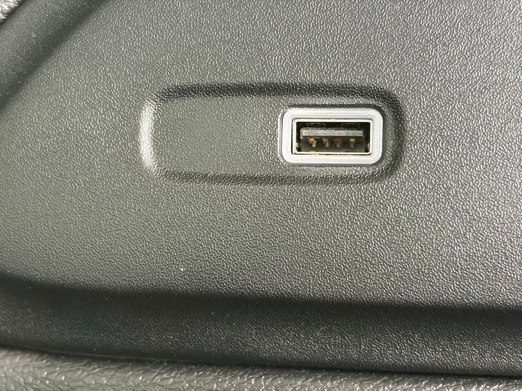 2025 Chrysler Pacifica Limited * Certified Pre-owned *