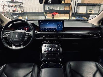 2022 Lincoln Nautilus Reserve