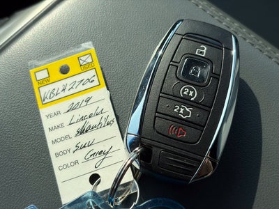 2019 Lincoln Nautilus Reserve
