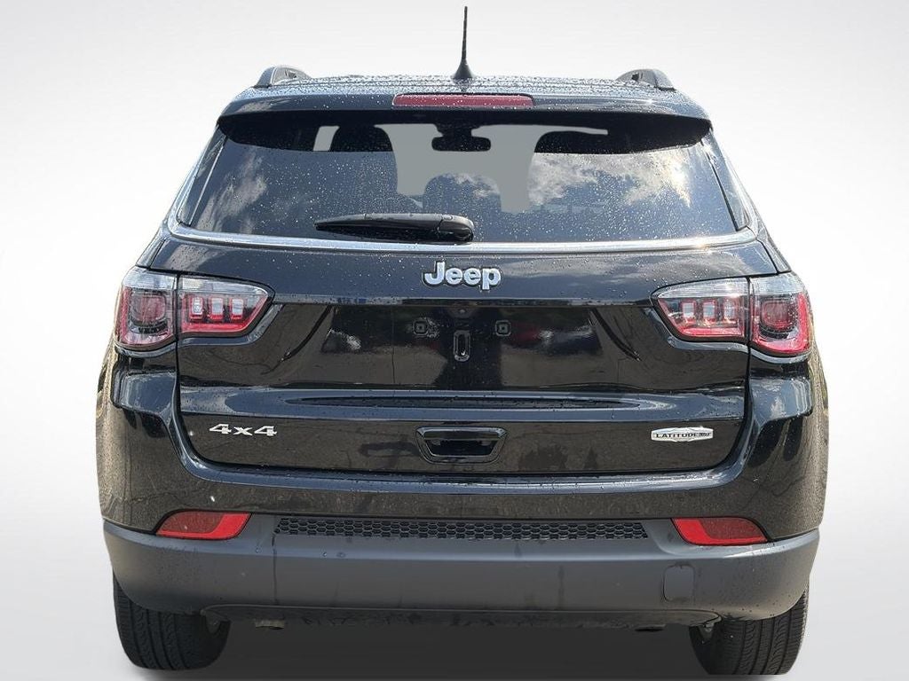 2024 Jeep Compass Latitude Lux FWD