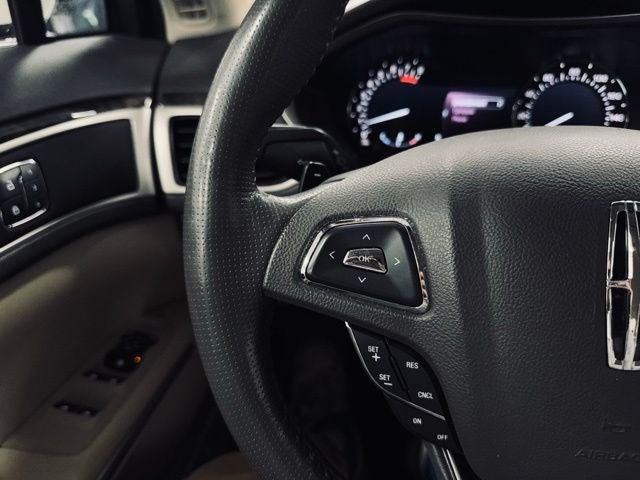 2014 Lincoln MKZ Base