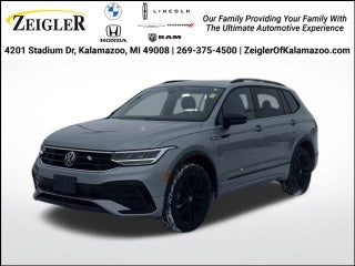 2022 Volkswagen Tiguan 2.0T SE R-Line Black