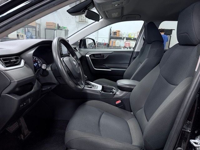2021 Toyota RAV4 Hybrid LE