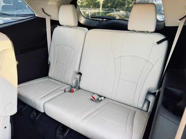 2023 Buick Enclave Essence AWD