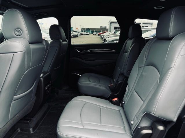 2023 Buick Enclave Essence AWD