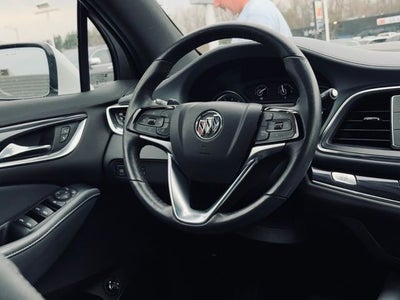 2023 Buick Enclave Essence AWD